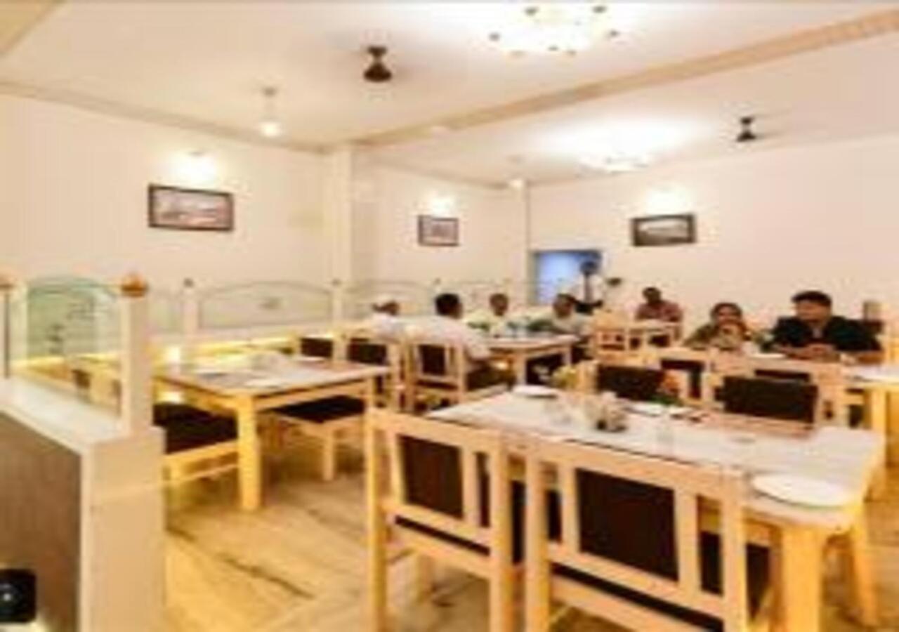 Hotel Chanakya Agra  Esterno foto