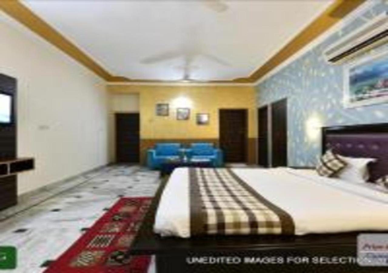 Hotel Chanakya Agra  Esterno foto