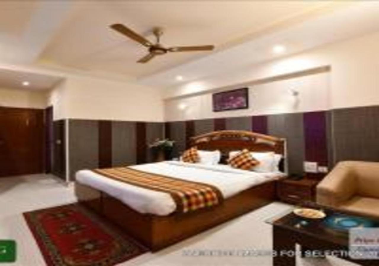 Hotel Chanakya Agra  Esterno foto