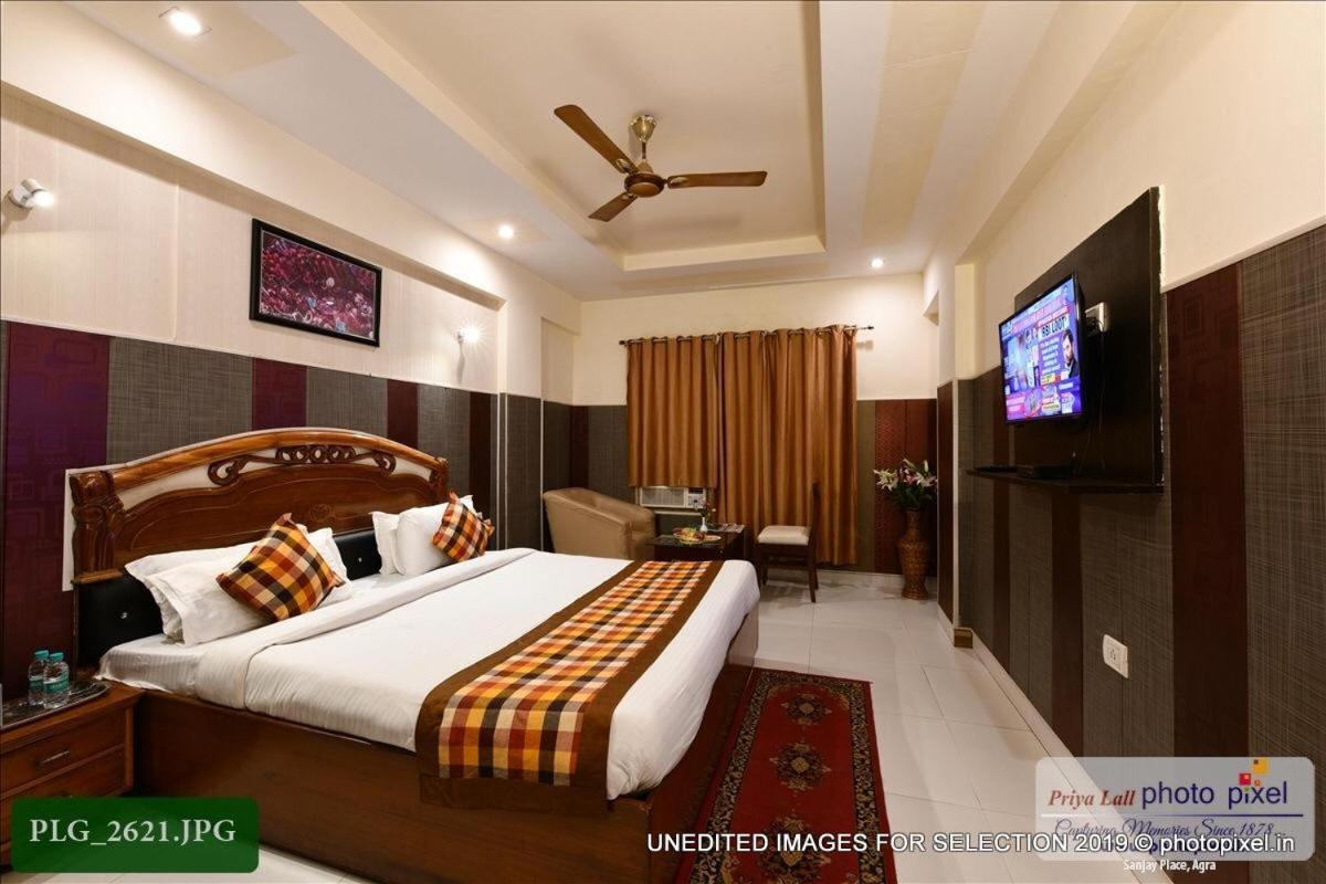 Hotel Chanakya Agra  Esterno foto