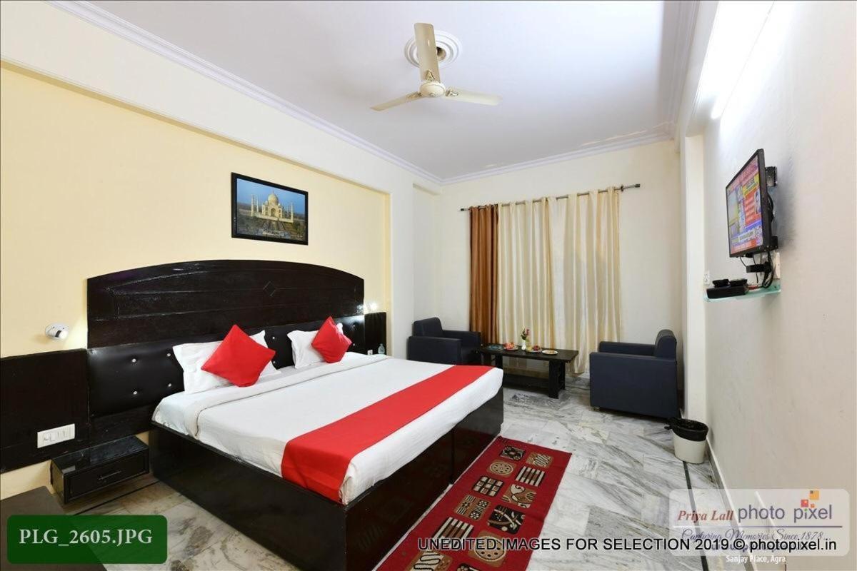 Hotel Chanakya Agra  Esterno foto